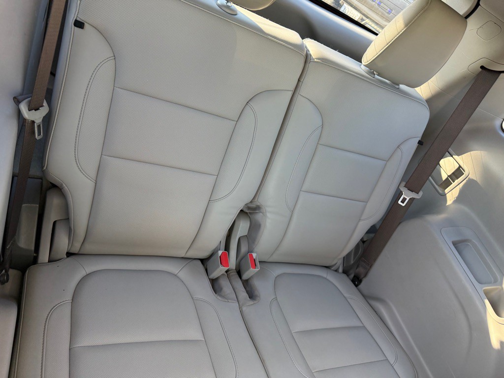 2018 GMC Acadia Image 9