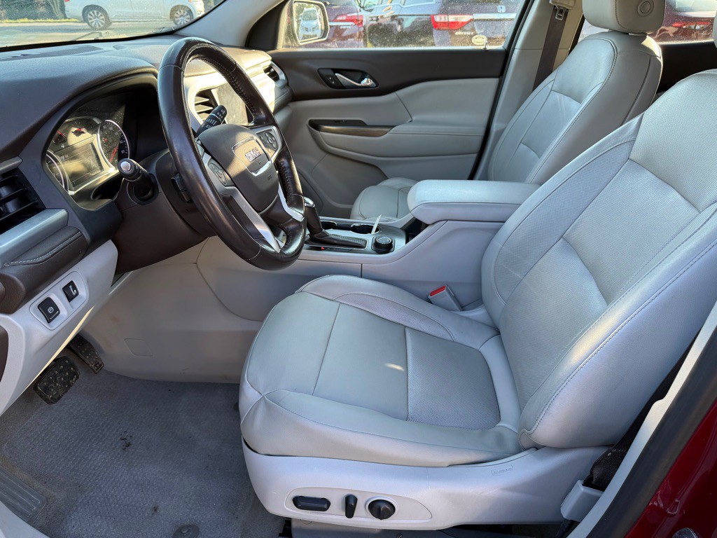 2018 GMC Acadia Image 12