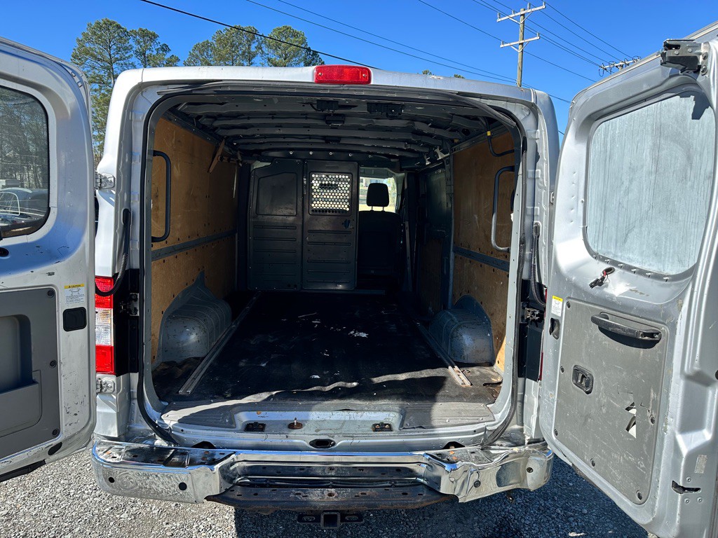 2012 Nissan NV Image 5