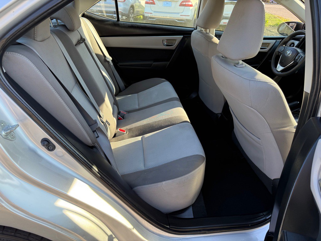 2018 Toyota Corolla Image 8