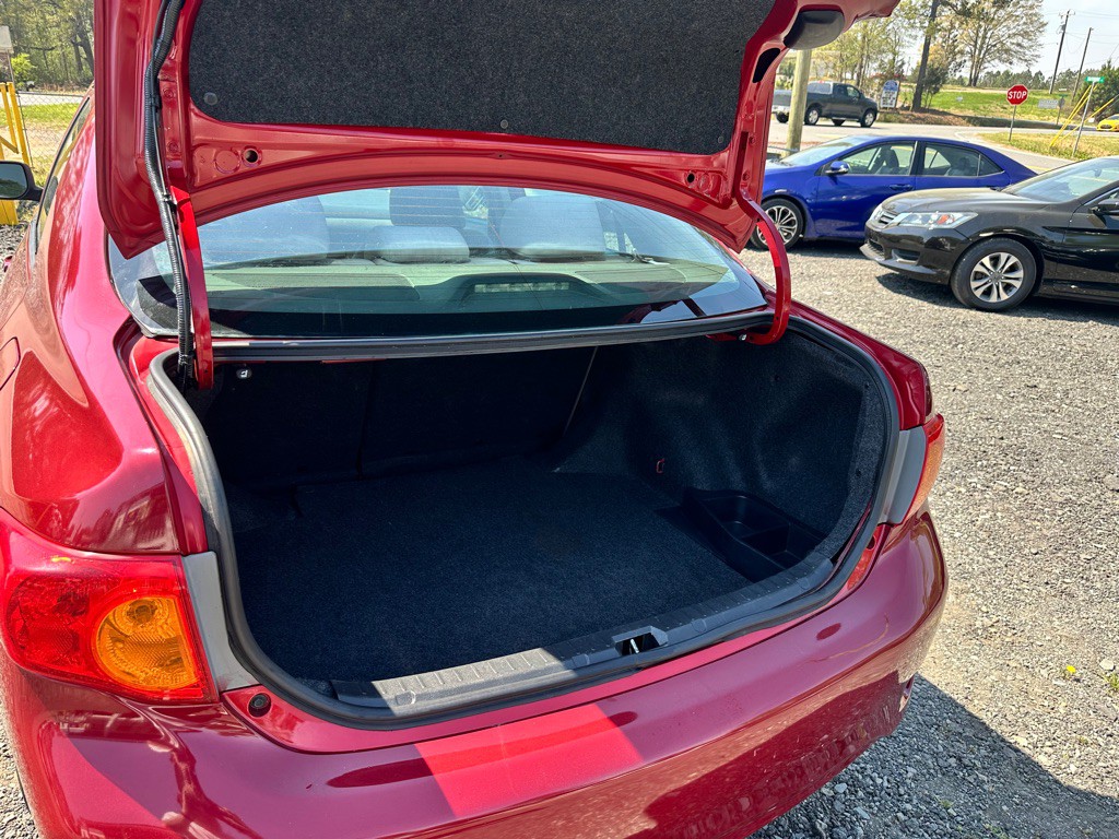 2010 Toyota Corolla Image 5