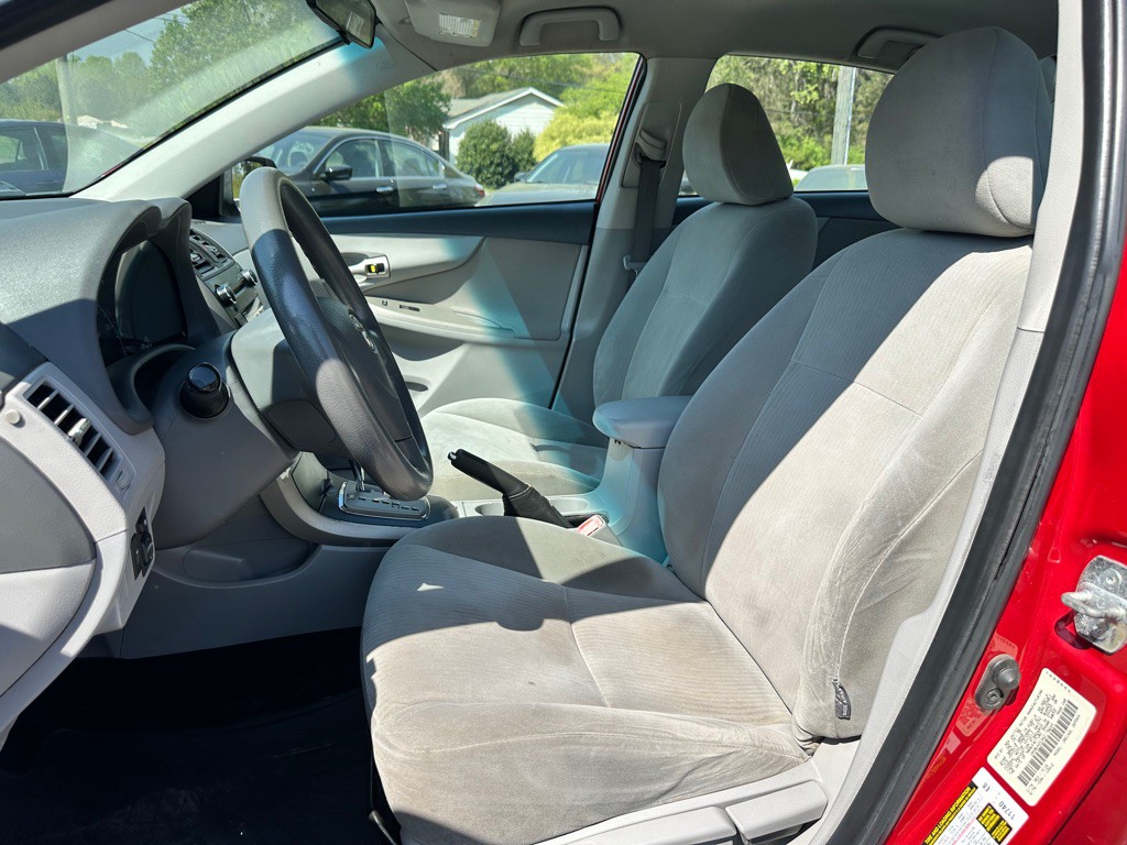 2010 Toyota Corolla Image 6