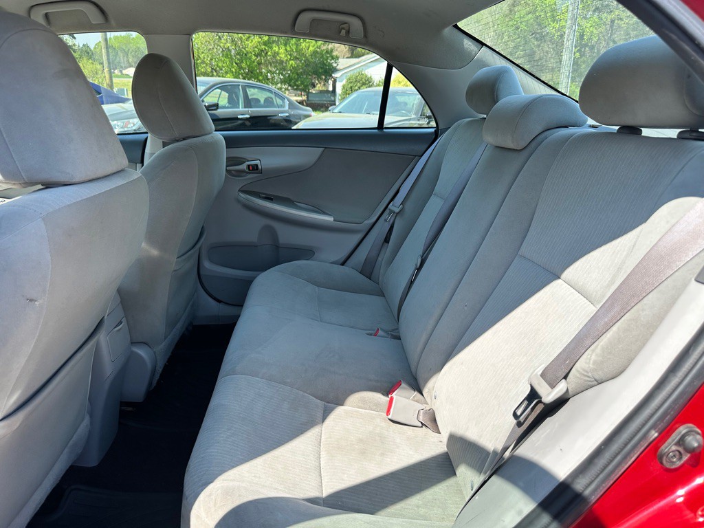 2010 Toyota Corolla Image 7