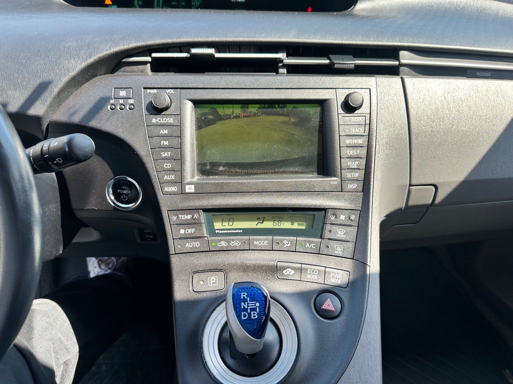 2010 Toyota Prius Image 9