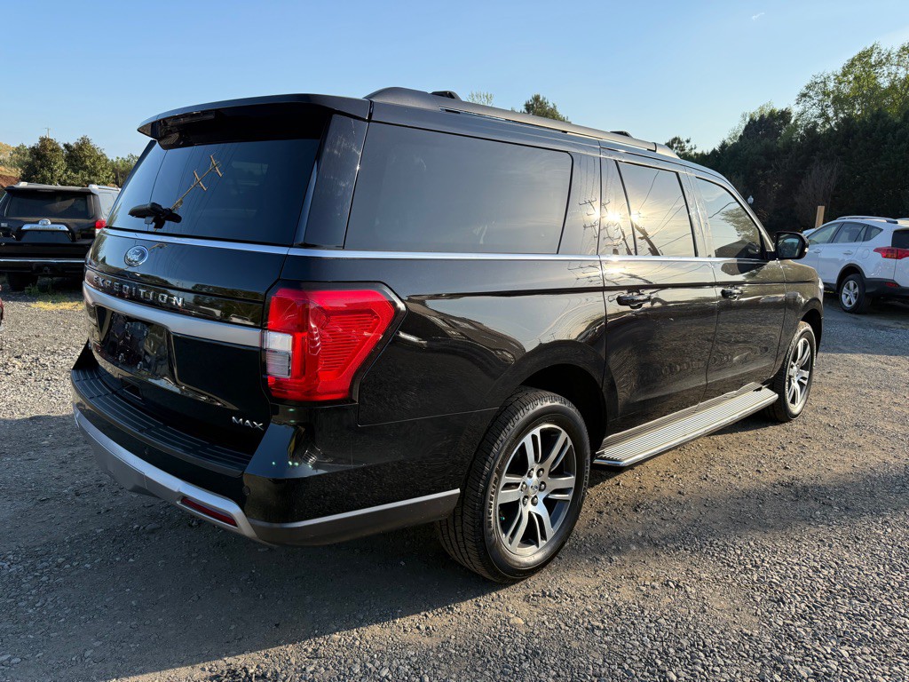 2023 Ford Expedition Image 3