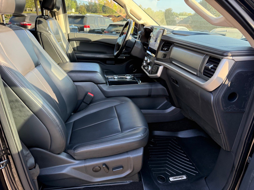 2023 Ford Expedition Image 5