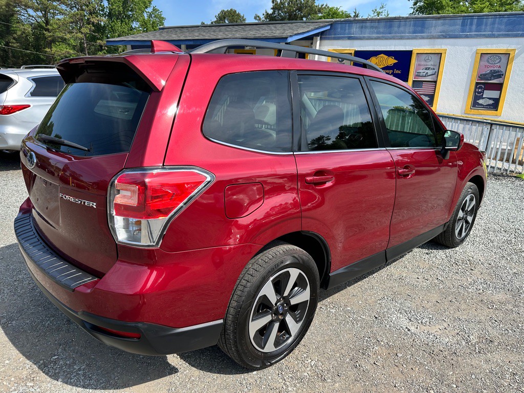 2018 Subaru Forester Image 4