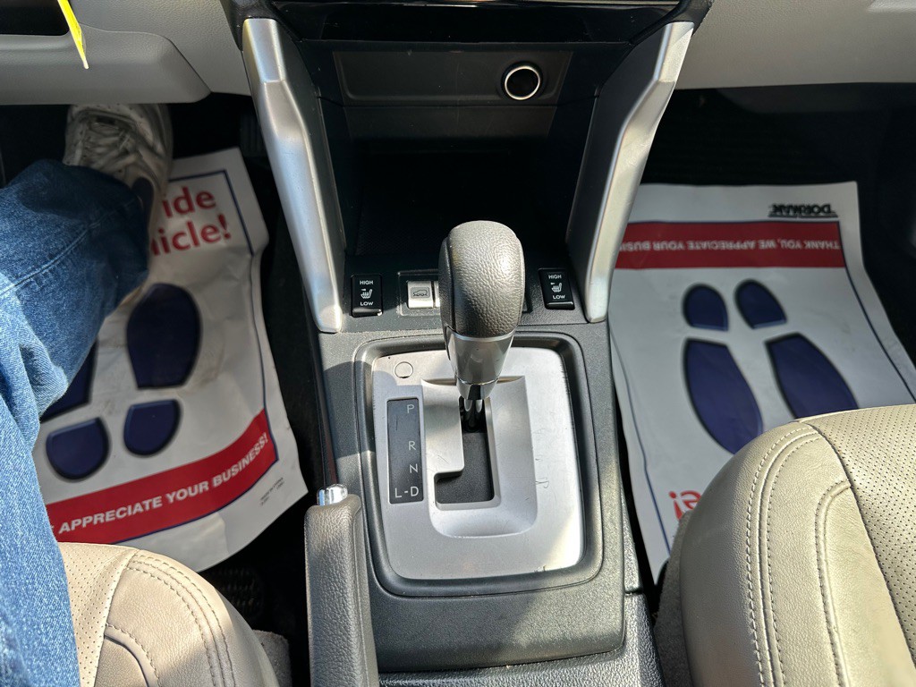 2018 Subaru Forester Image 10