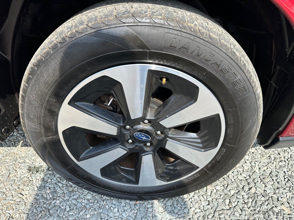 2018 Subaru Forester Image 14