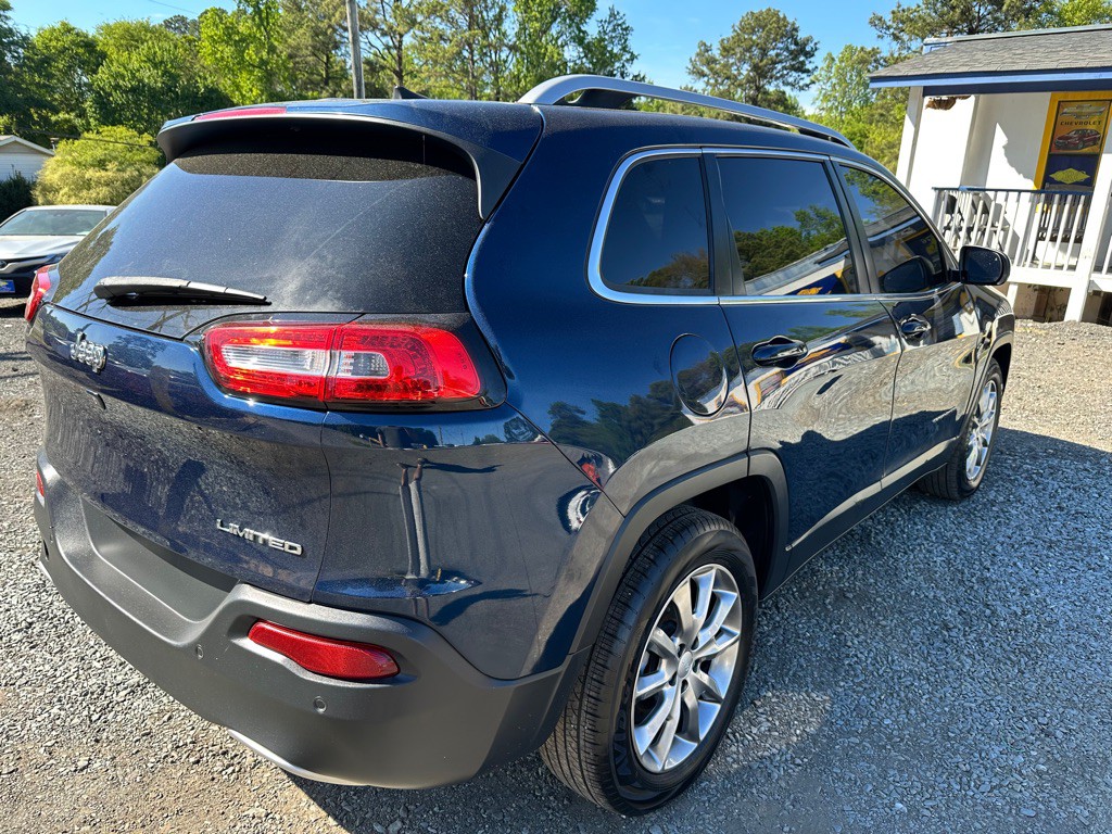 2018 Jeep Cherokee Image 3