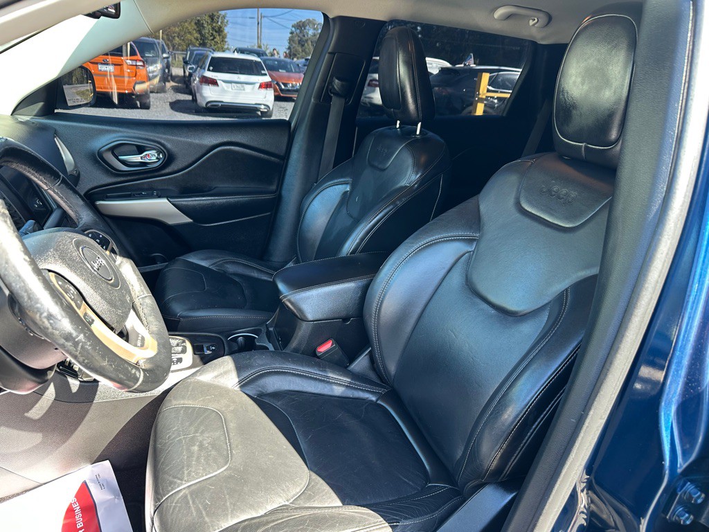 2018 Jeep Cherokee Image 7