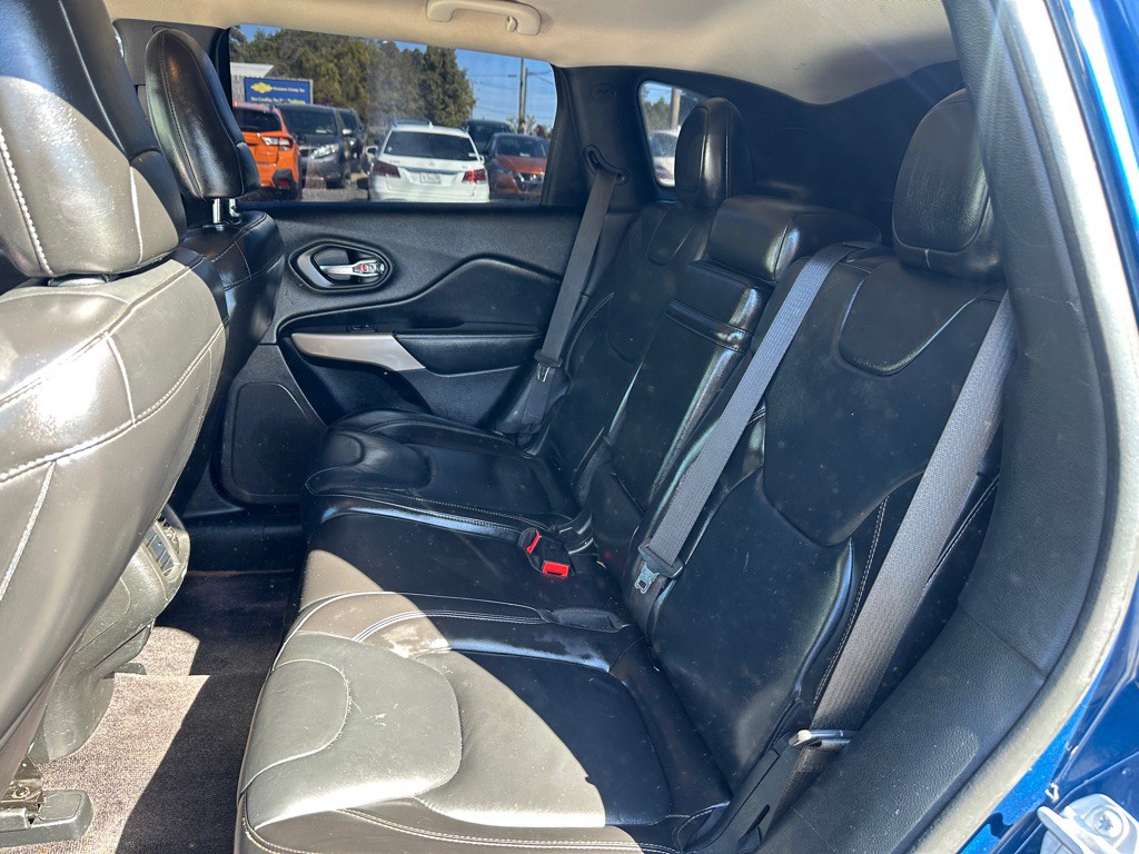 2018 Jeep Cherokee Image 8