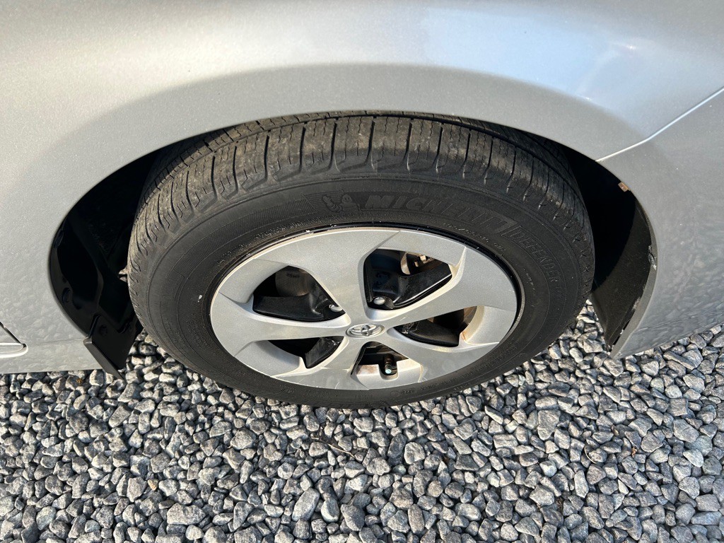 2012 Toyota Prius Image 5