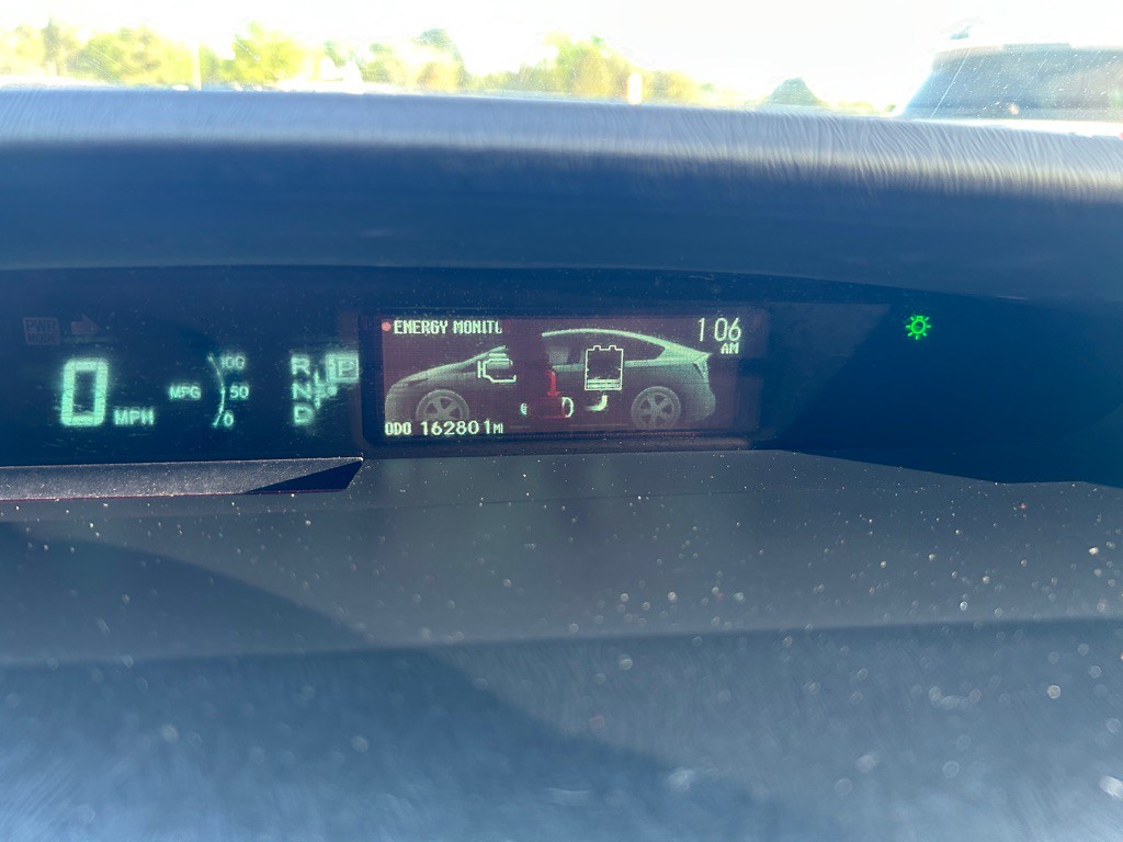 2012 Toyota Prius Image 16