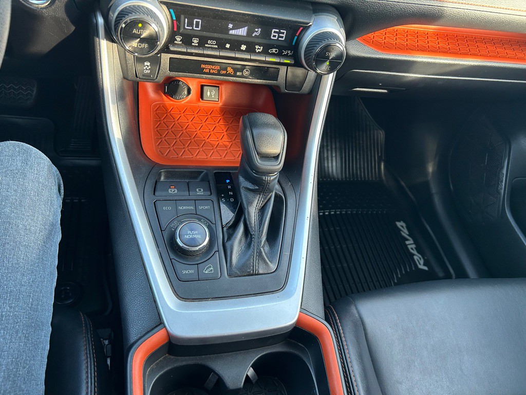 2019 Toyota Rav4 Image 16