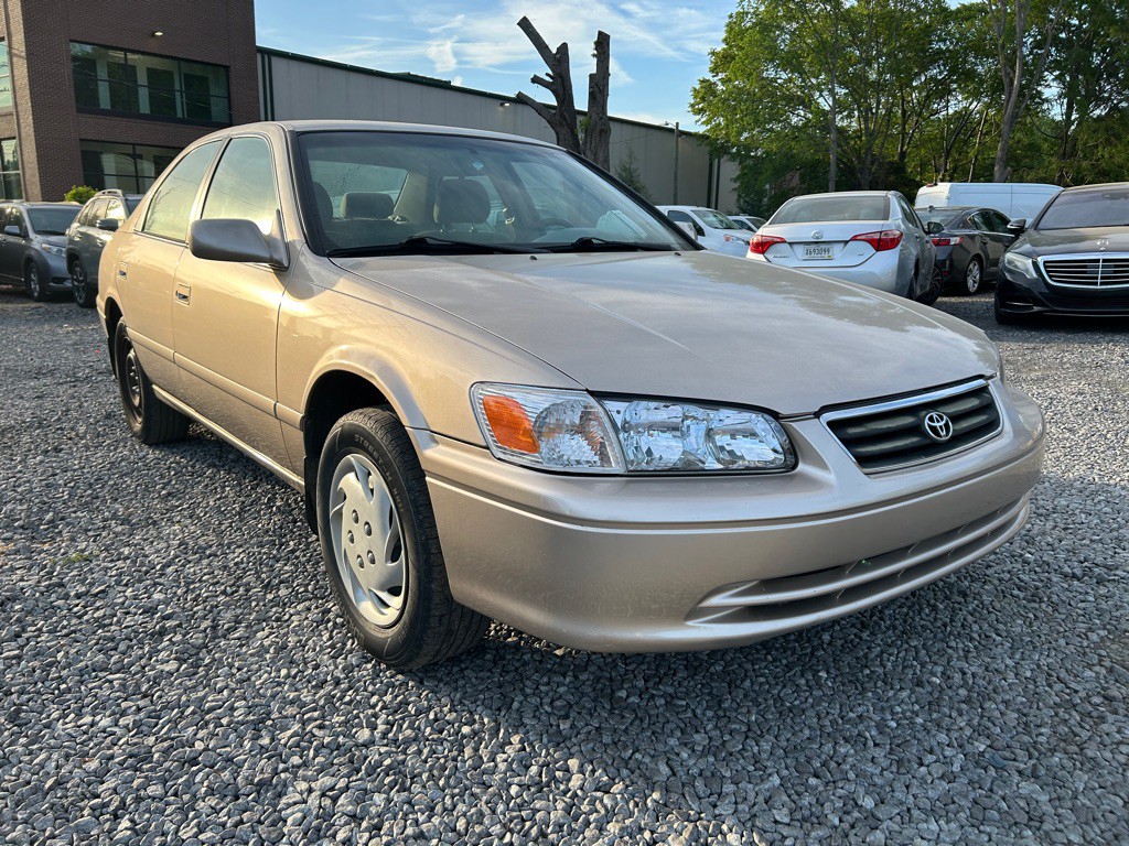 2001 Toyota Camry Image 4
