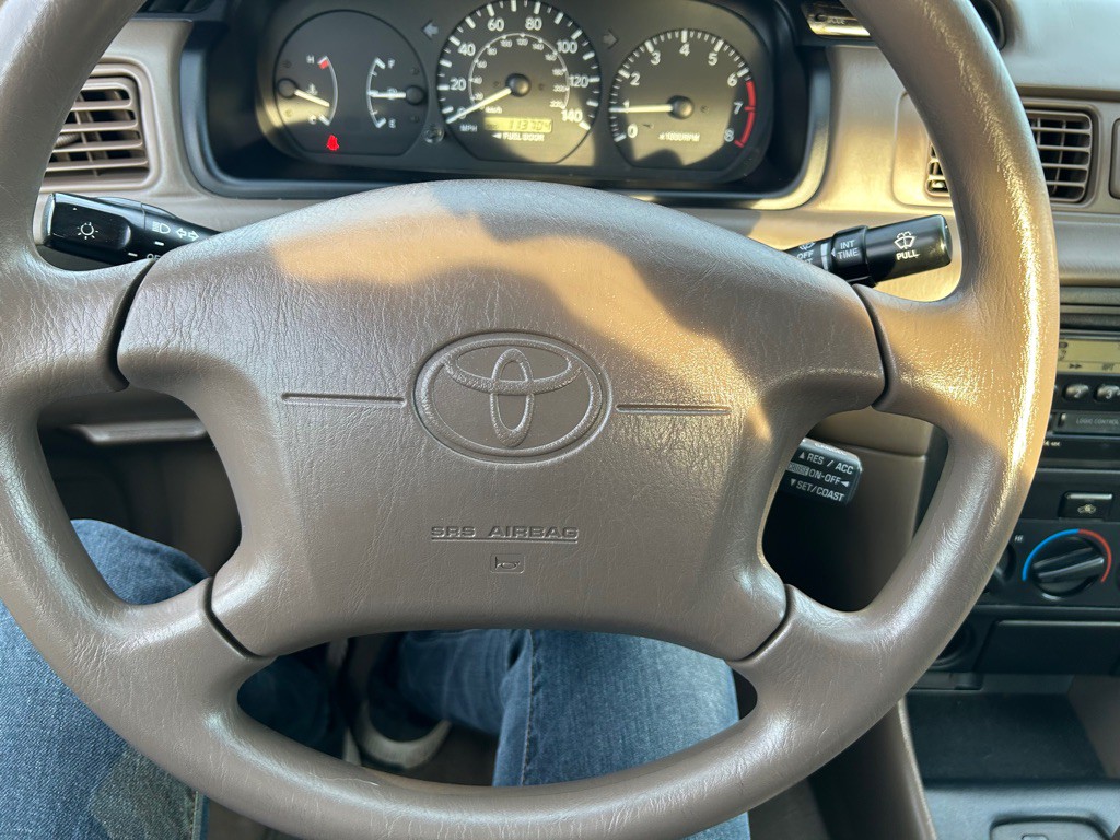 2001 Toyota Camry Image 11