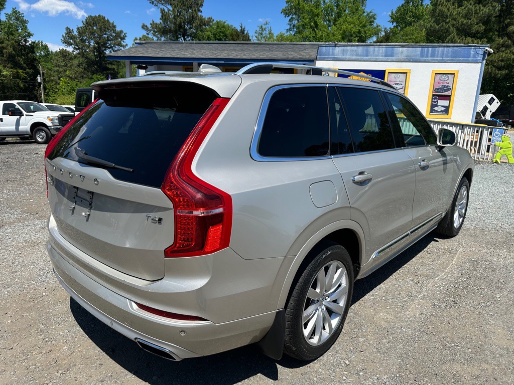 2018 Volvo XC90 Image 3