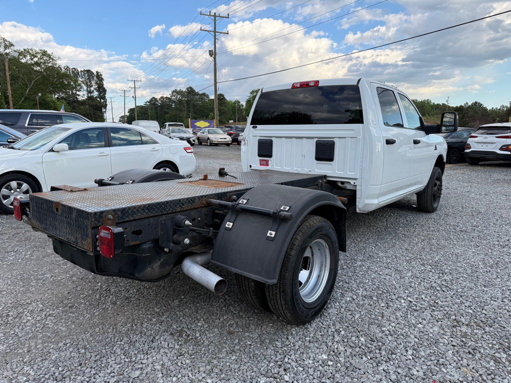 2023 RAM 3500 Image 3