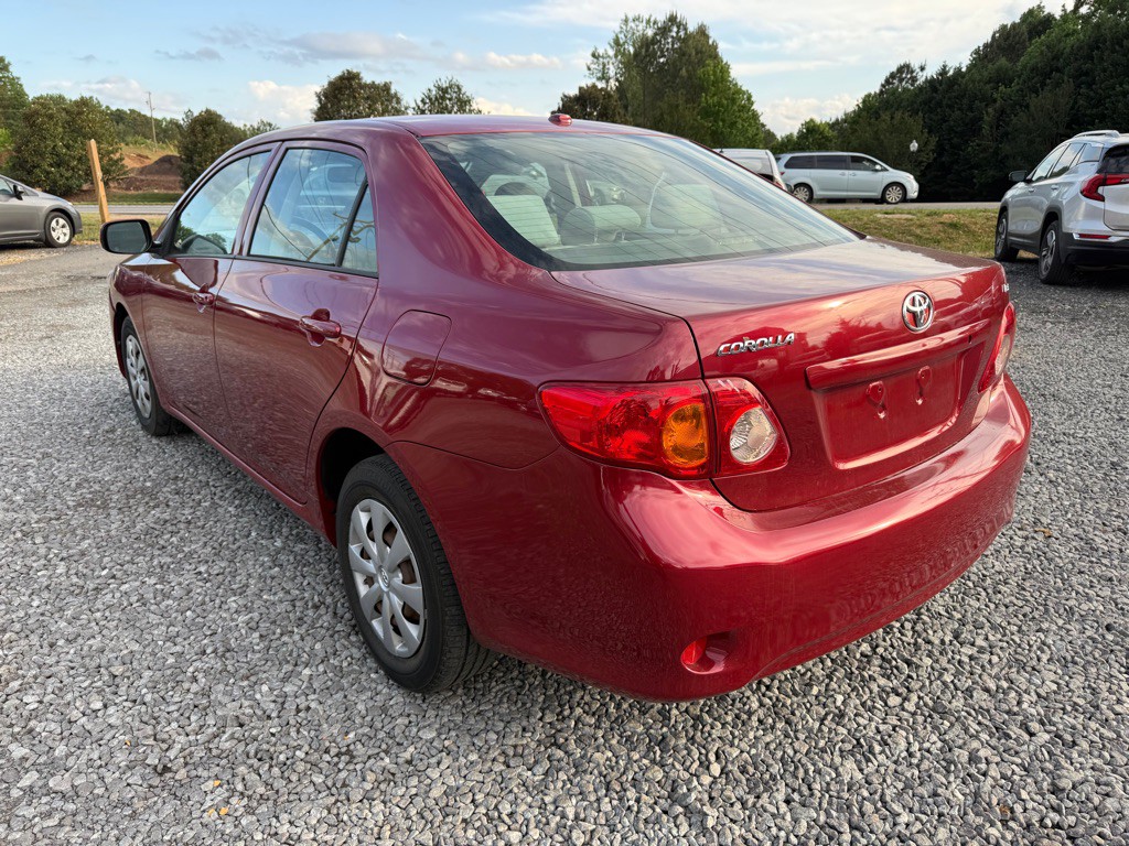 2009 Toyota Corolla Image 2