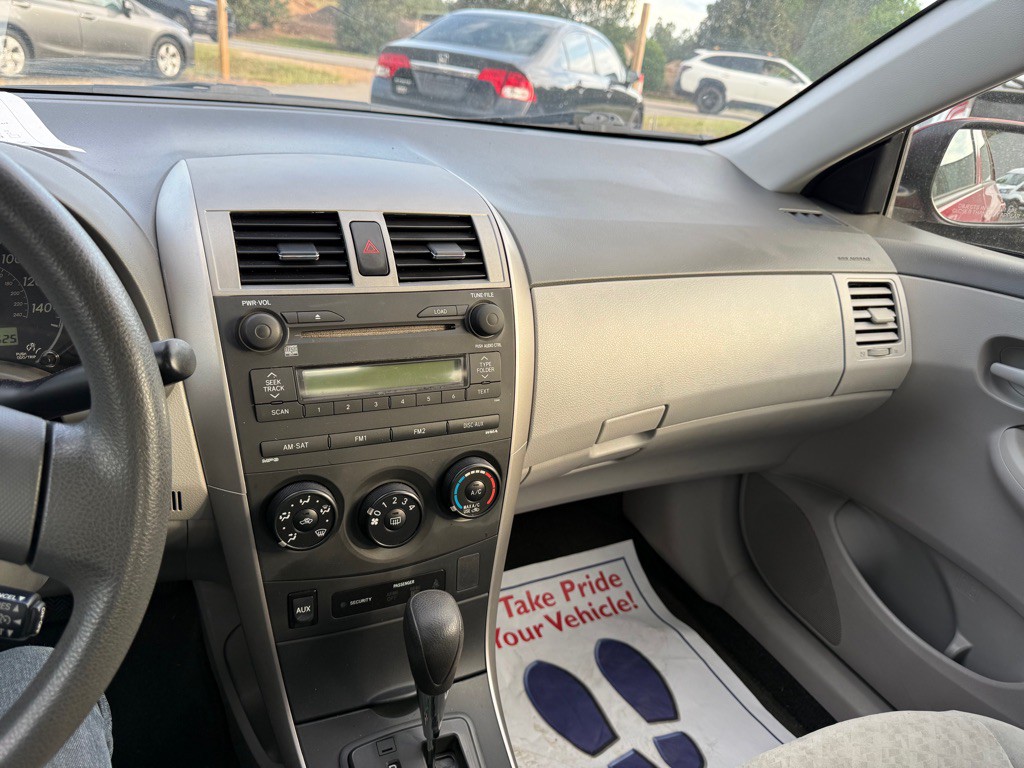 2009 Toyota Corolla Image 13