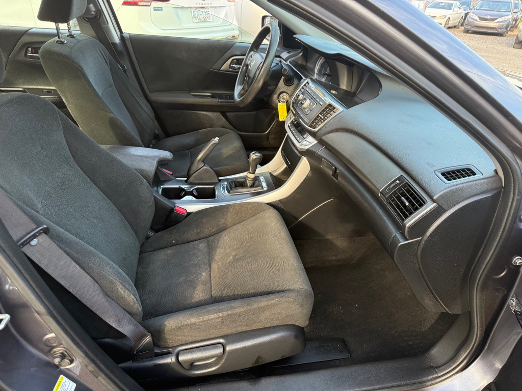 2013 Honda Accord Image 6