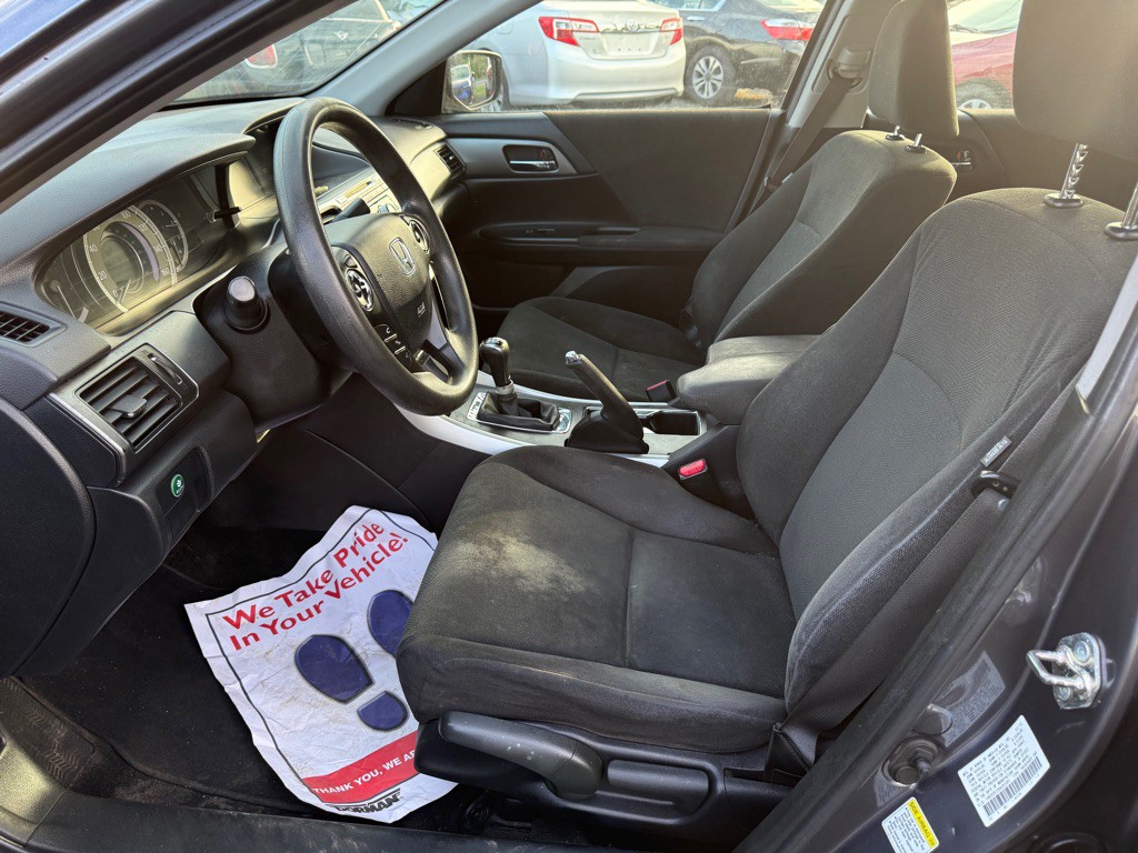 2013 Honda Accord Image 10