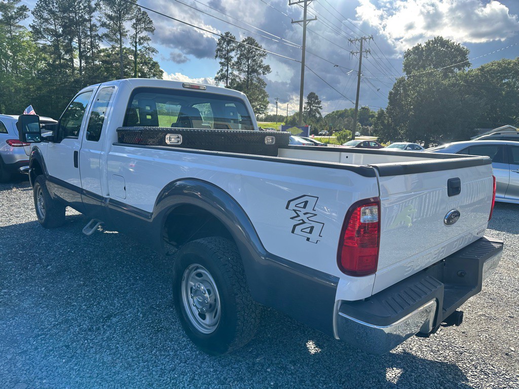 2013 Ford F-250 Image 2