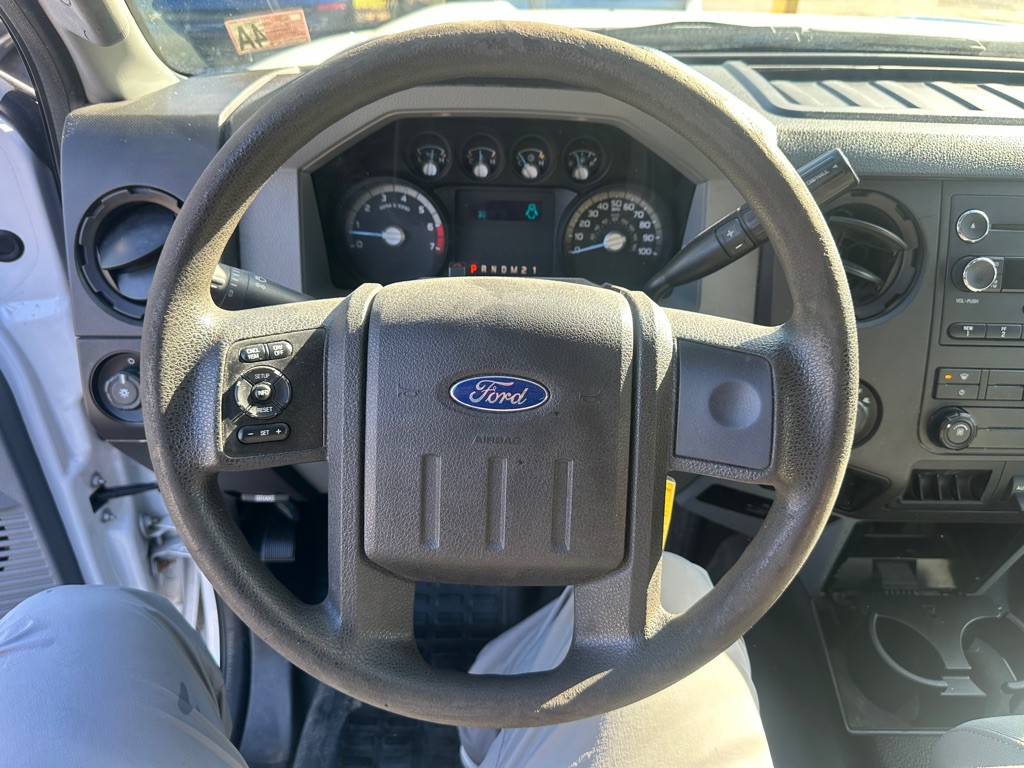 2013 Ford F-250 Image 8