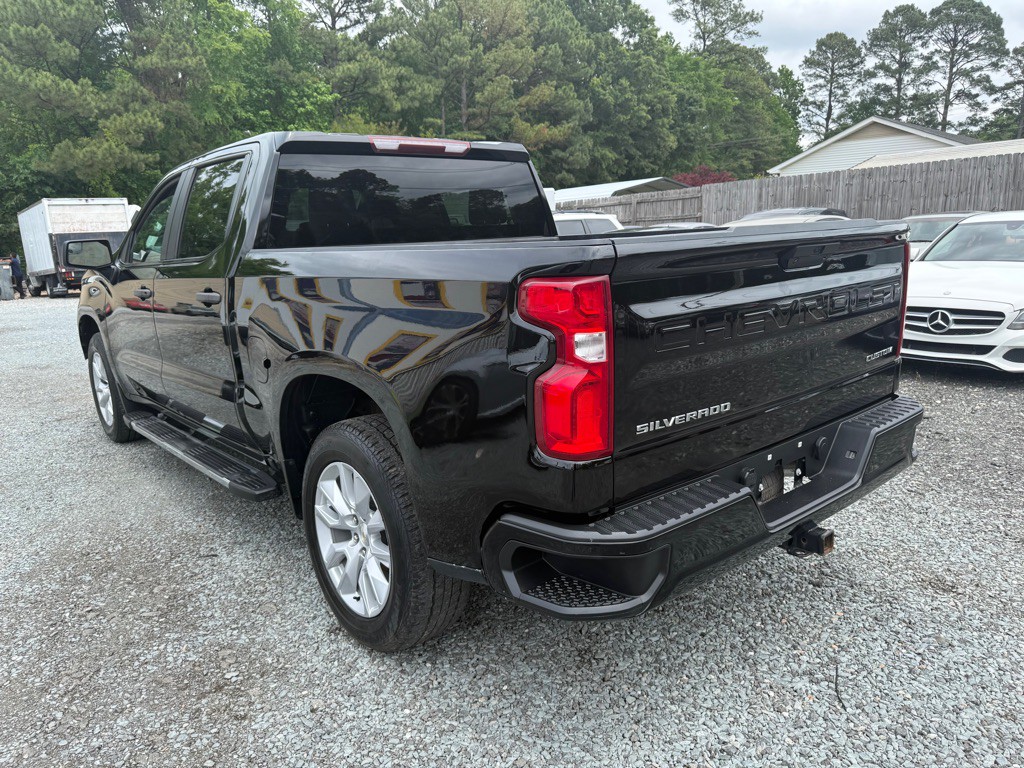 2022 Chevrolet Silverado 1500 Image 2