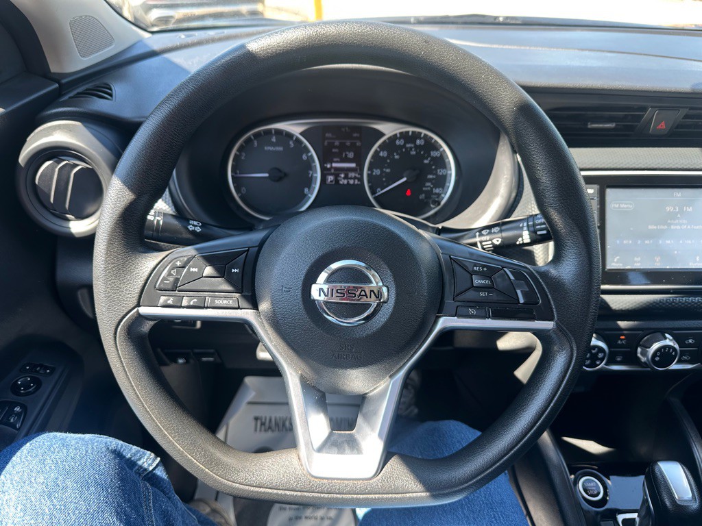 2021 Nissan Kicks Image 8