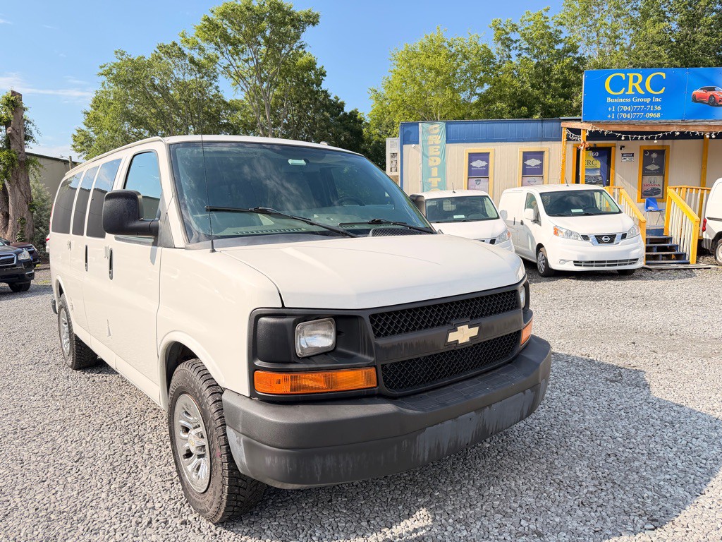 2011 Chevrolet Express Image 6