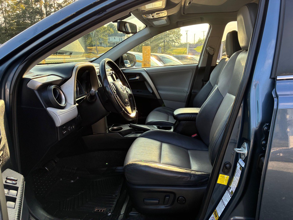 2013 Toyota Rav4 Image 7