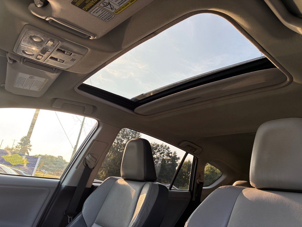2013 Toyota Rav4 Image 12