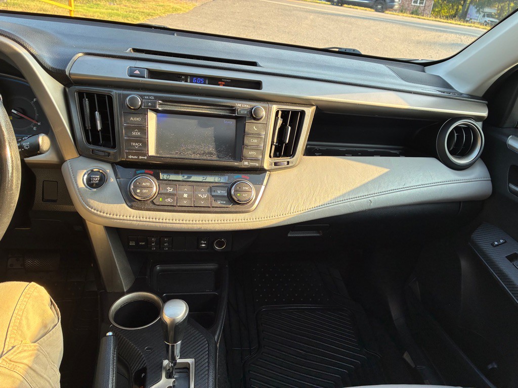 2013 Toyota Rav4 Image 15