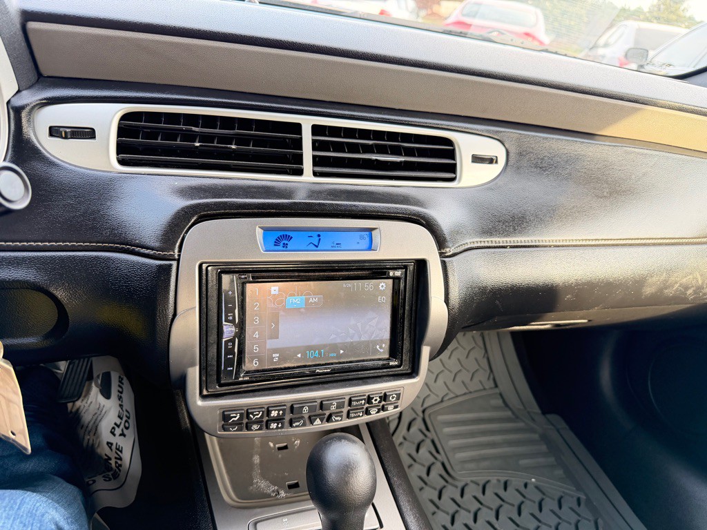 2014 Chevrolet Camaro Image 11