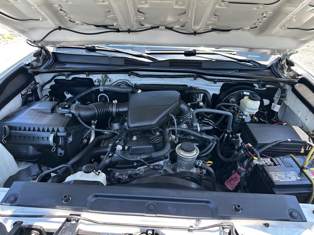 2017 Toyota Tacoma Image 12