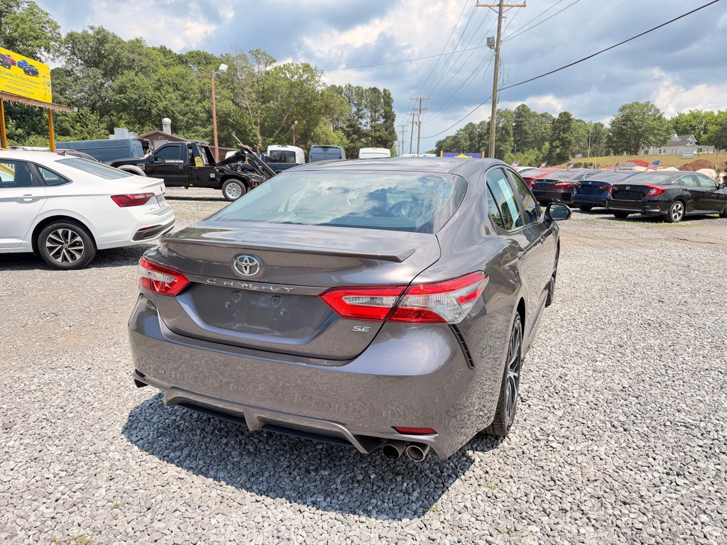 2018 Toyota Camry Image 4