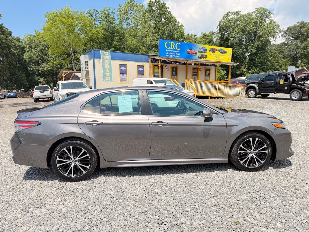 2018 Toyota Camry Image 6