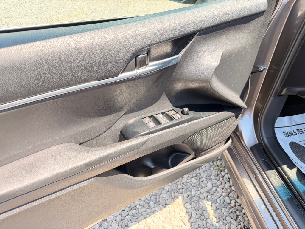 2018 Toyota Camry Image 10