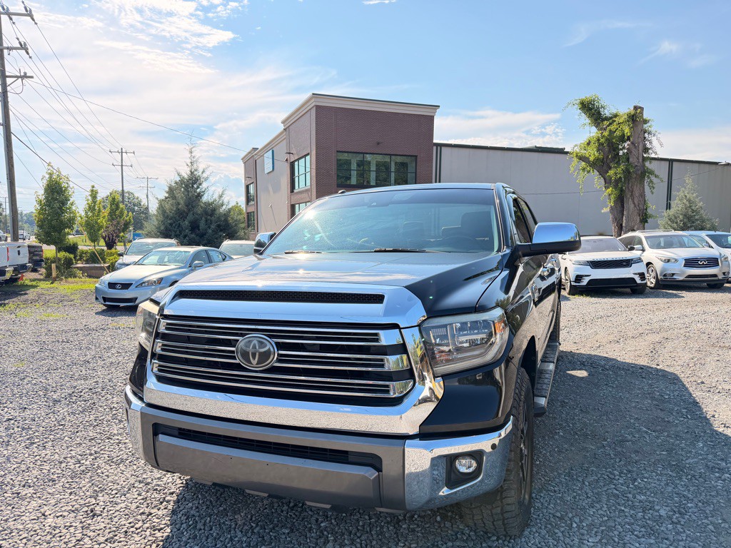 2018 Toyota Tundra Image 2