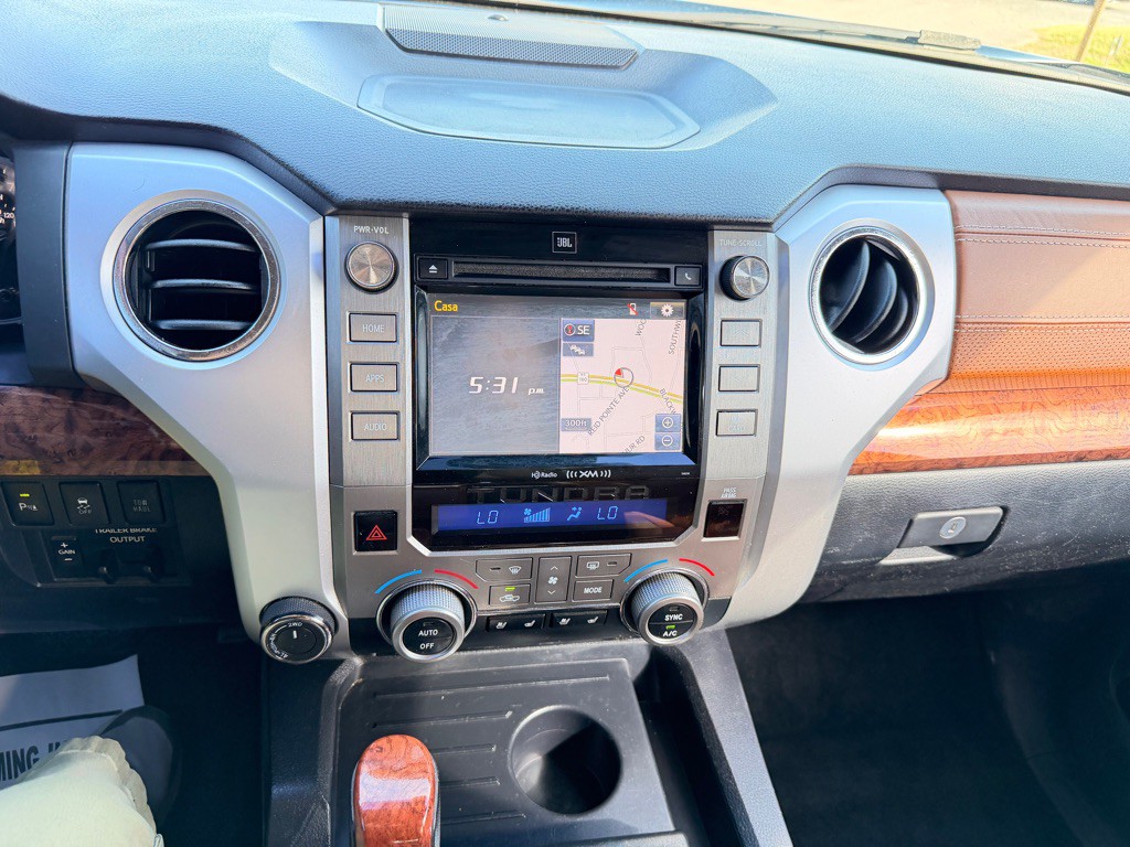 2018 Toyota Tundra Image 17