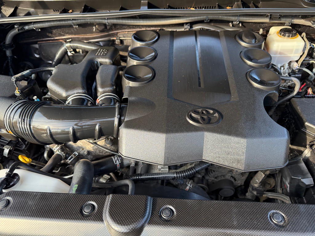 2015 Toyota 4Runner Image 12