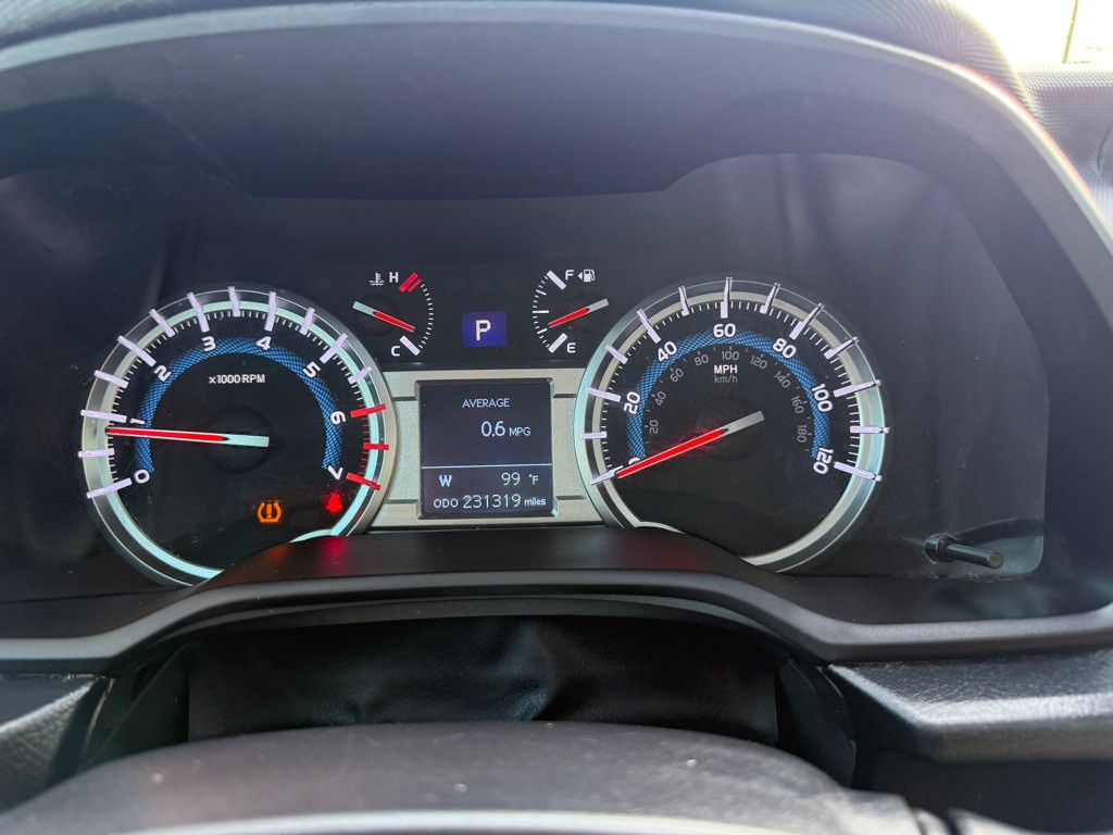 2015 Toyota 4Runner Image 14