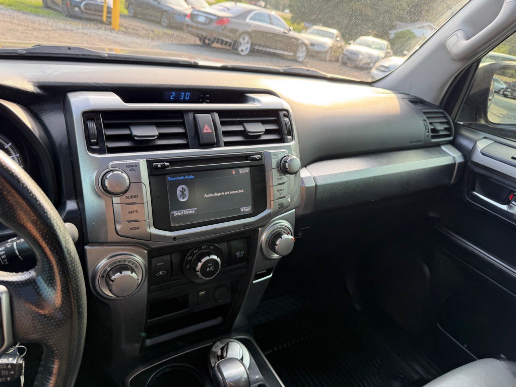 2015 Toyota 4Runner Image 16