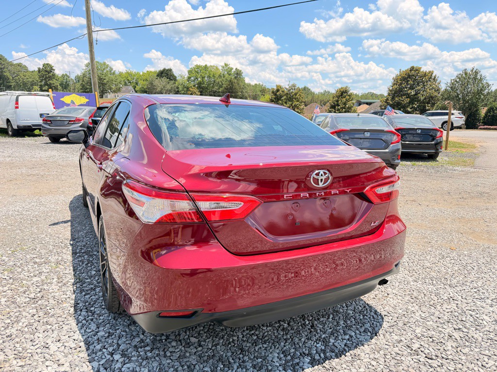 2019 Toyota Camry Image 3