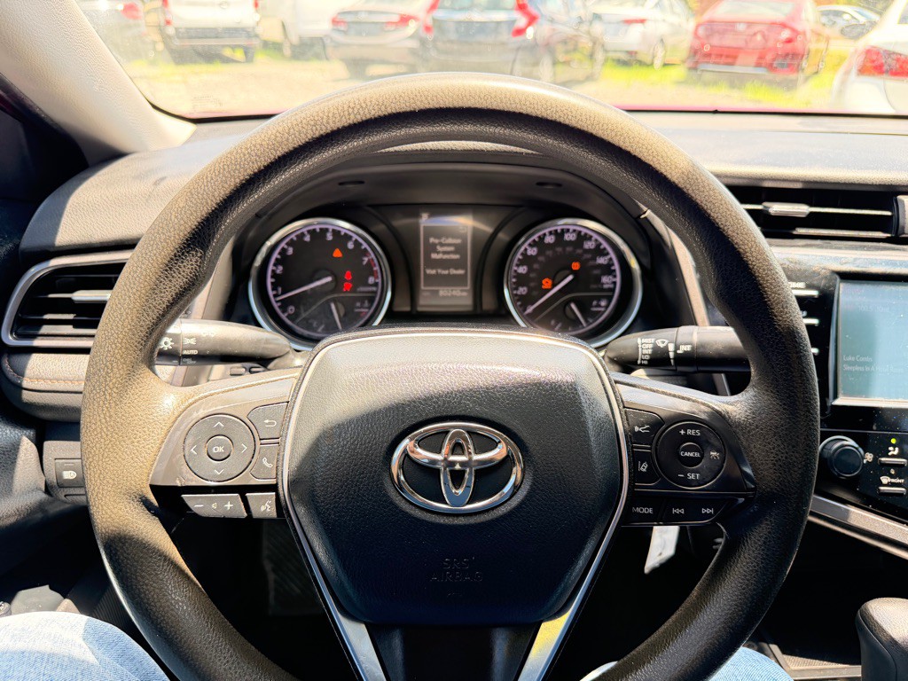 2019 Toyota Camry Image 15