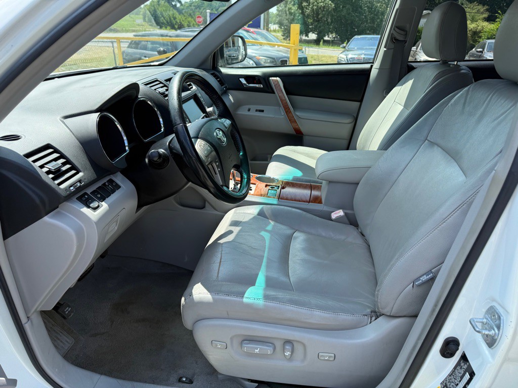 2008 Toyota Highlander Image 10