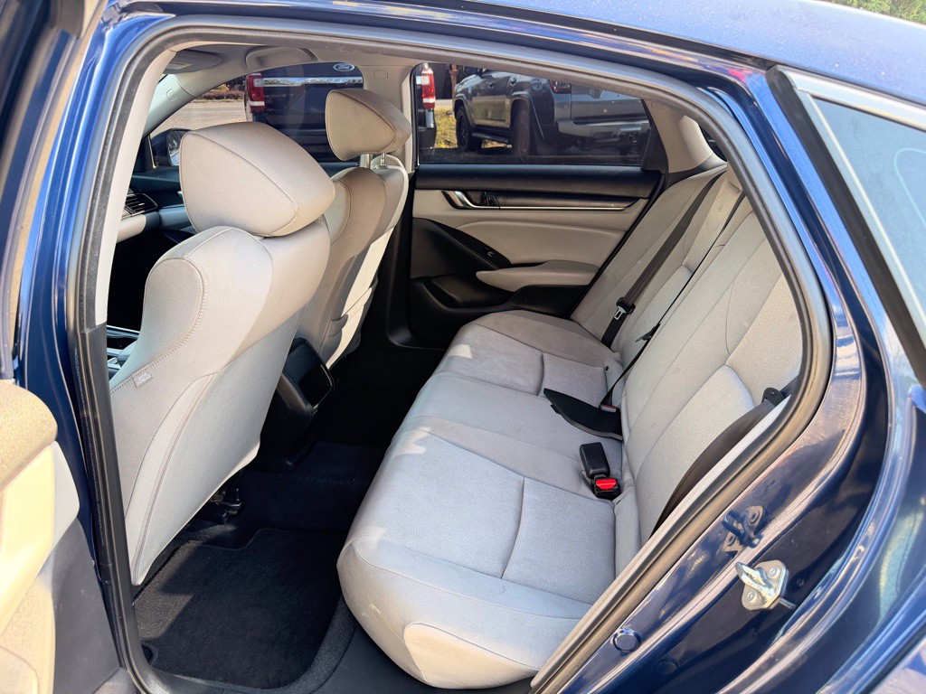 2019 Honda Accord Image 10