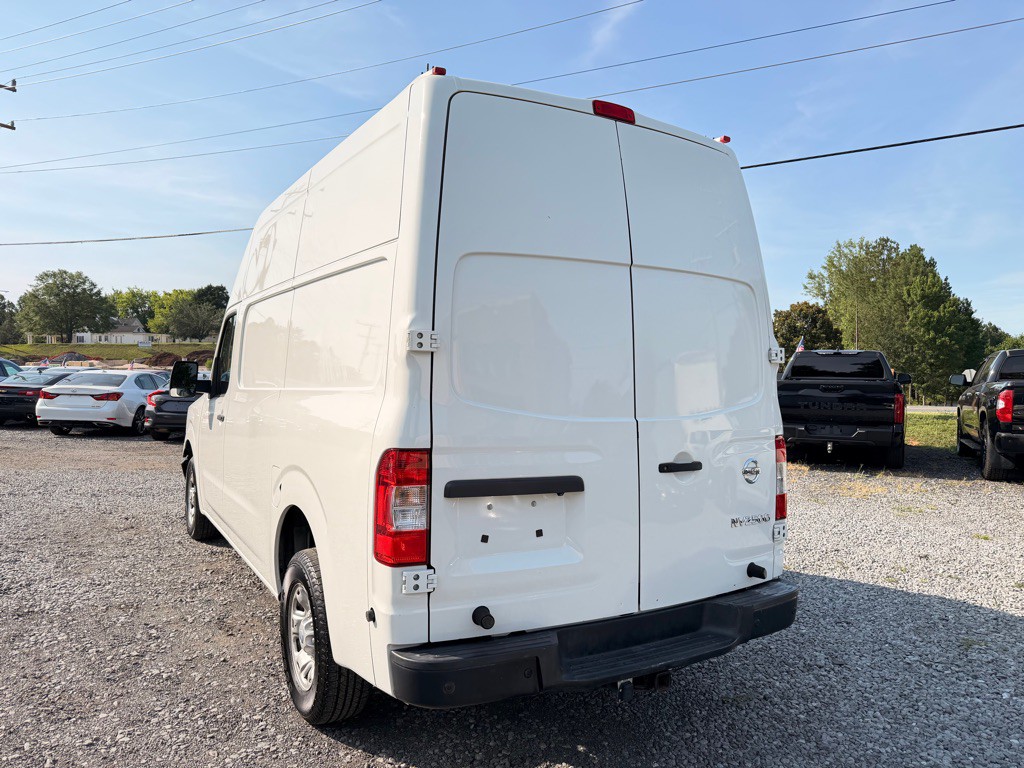 2018 Nissan NV Image 2